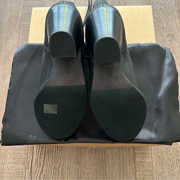 NWT Acne Studio Pistol Boot Black Women Size 37 - Picture 8 of 15